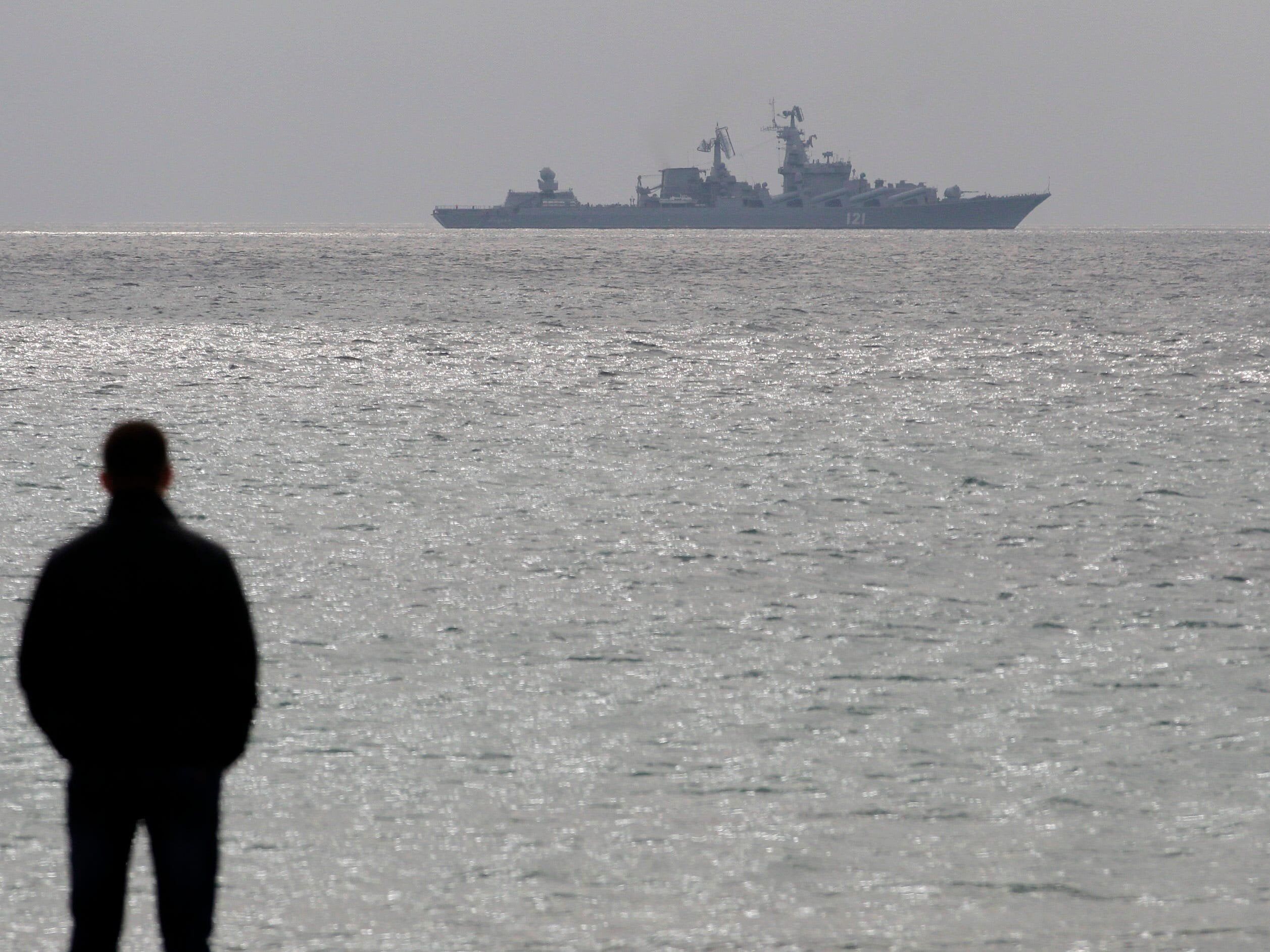 The Ukrainian military said it sank another Russian ship near Snake Island and posted a video showing the moment a drone apparently hit the ship : worldnews